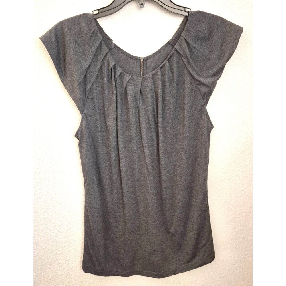Banana Republic Pleated Neckline Cap Sleeve Grey Rayon Blend Top Size M EUC